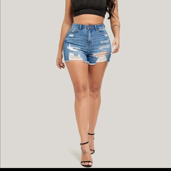 SHEIN raw hem high waisted distressed shorts - Picture 2 of 4